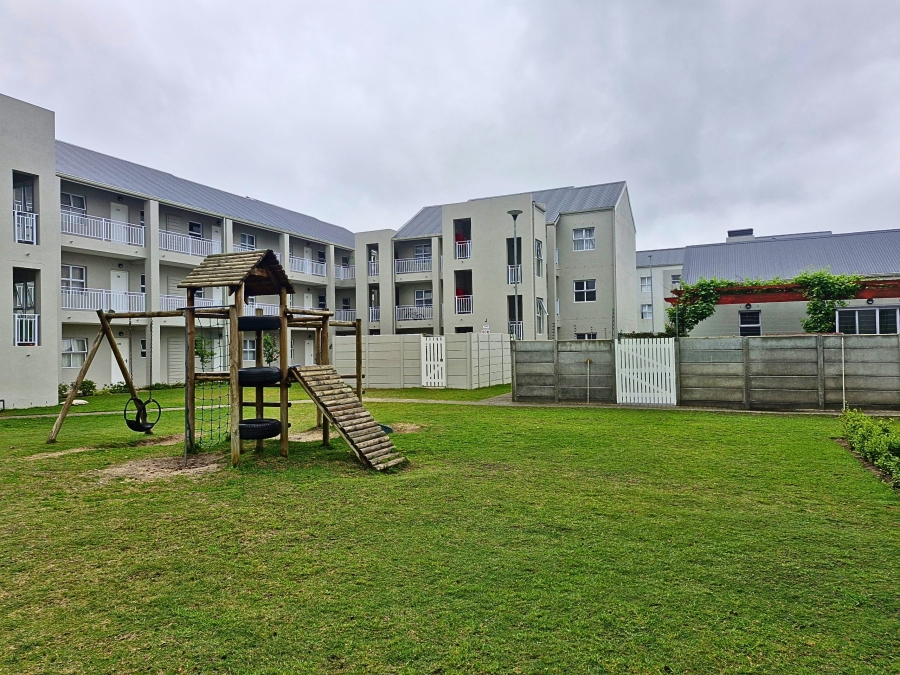 To Let 2 Bedroom Property for Rent in Haasendal Western Cape